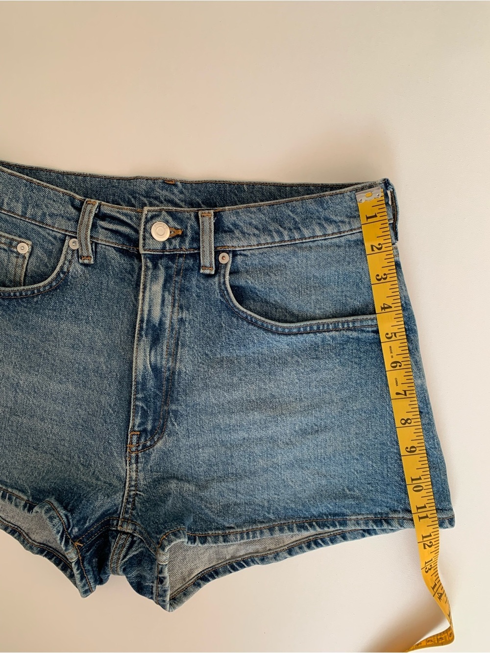 Arket denim short women’s size 29 Classic High-Rise Blue Denim Shorts - Picture 6 of 11